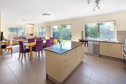 Toonalook Retreat Pet Friendly & Close To Town - Accommodation QLD 5