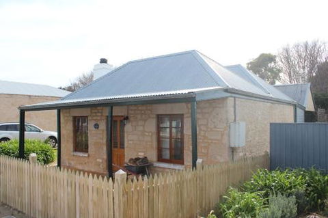 Victoria Cottage - Accommodation QLD 5