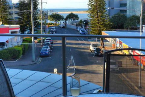 U309 Ocean Views Resort Owner Managed - Accommodation QLD 3