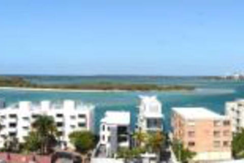 U309 Ocean Views Resort Owner Managed - Accommodation QLD 5