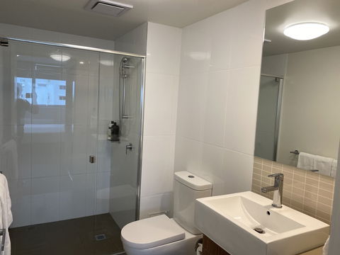 Airtrip Apartments On River Street - Accommodation QLD 3