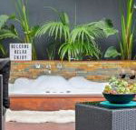 AMORE a Tranquil Retreat with Couples Spa - Accommodation QLD