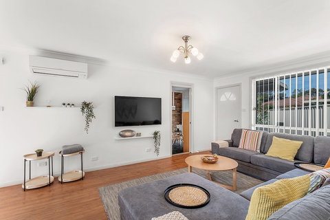 Keel Street 3-37 - Accommodation QLD 0