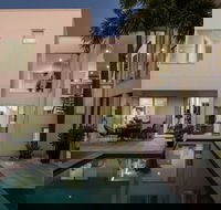 Sunshine Coast White House - Accommodation QLD