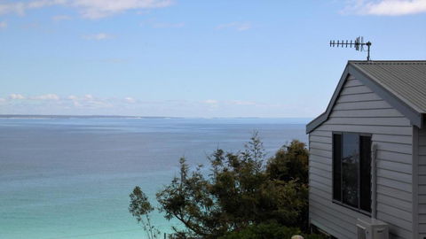 SEA EAGLE COTTAGE Amazing Views Of Bay Of Fires - Accommodation QLD 3