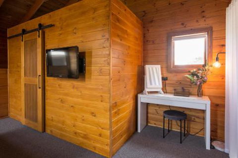 Coleys Beach House Yallingup - Accommodation QLD 4