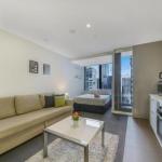 A Cozy & Comfy Studio Next To Southern Cross - Accommodation QLD 0