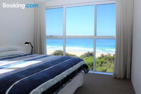 BARANBALEE WEEKLY ONLY - Accommodation QLD 3