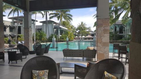 Sea Temple Port Douglas Swim Out Two Bathrooms Direct Pool Access - Accommodation QLD 4