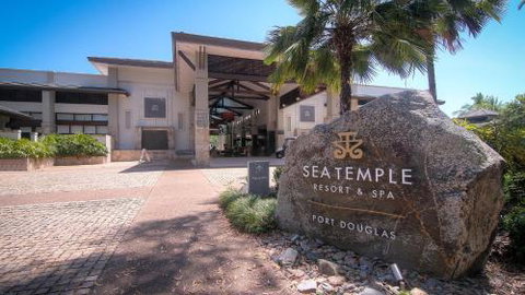 Sea Temple Port Douglas Swim Out Two Bathrooms Direct Pool Access - Accommodation QLD 2
