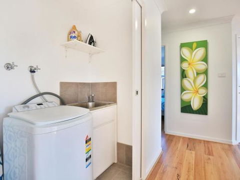 VIlla Zelma Culburra Beach - Accommodation QLD 1