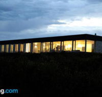 DEstrees Bay Beach House - Accommodation QLD