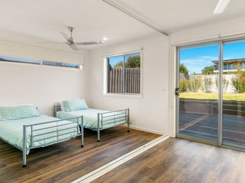 Swan Bay Lookout - Accommodation QLD 4