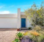 Blue Waves - Accommodation QLD