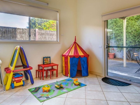 Cuttriss By The Beach - Accommodation QLD 1