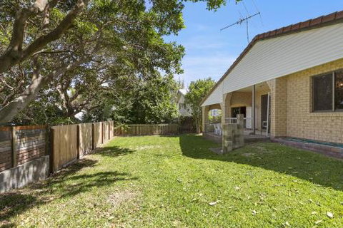 Kingfisher - Accommodation QLD 6