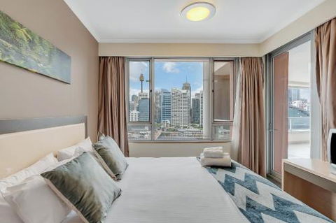 DREAM HARBOUR VIEW 2 BRM / GYM POOL & PARKING - Accommodation QLD 4
