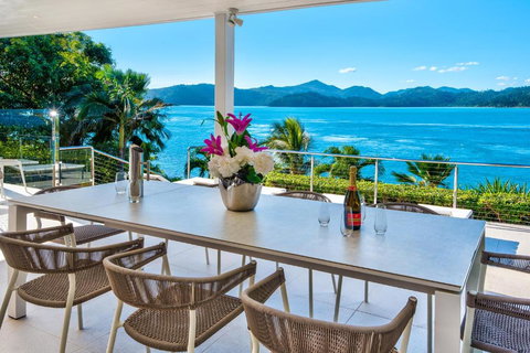 Lotus House On Hamilton Island - Accommodation QLD 6