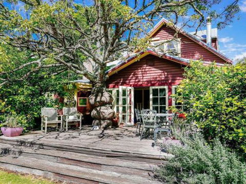 LAVENDER COTTAGE Alpine Southern Highlands 4pm Check Out Sundays - Accommodation QLD 0