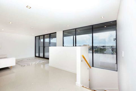 Enjoy Penthouse Living In The CBD - Accommodation QLD 4