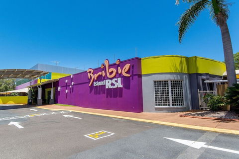 Ground Floor Air Conditioned Fabulous Waterviews Overlooking Pumicestone Passage - Accommodation QLD 2