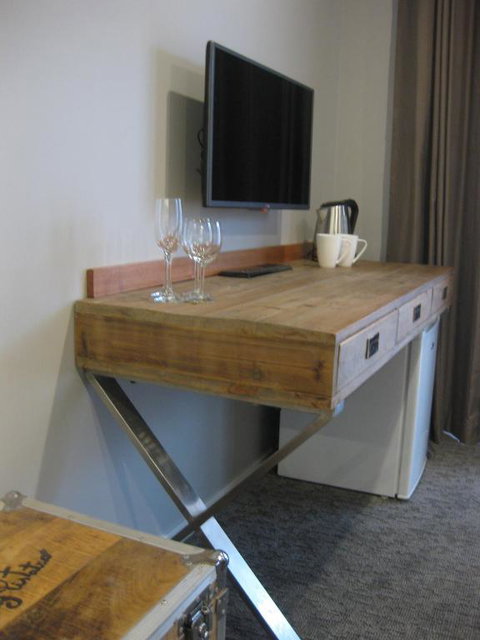 Maand Up - Accommodation QLD 6