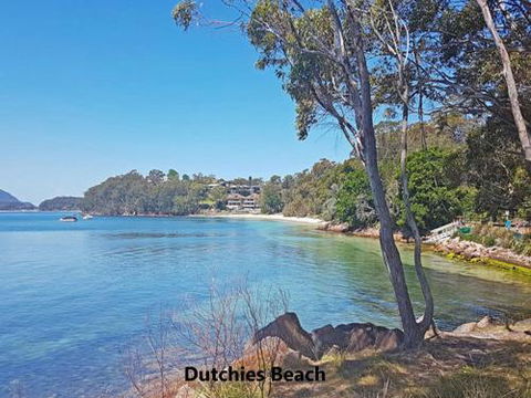 Dutchies Vista 1 / 45 Christmas Bush Ave Ground Floor Duplex With Stunning Water Views - Accommodation QLD 4