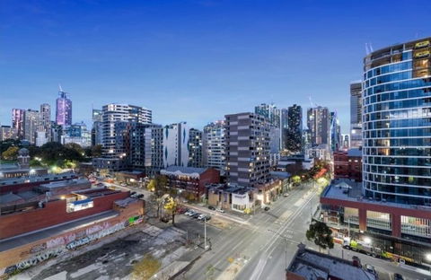ReadySet Apartments On Spencer West - Accommodation QLD 0