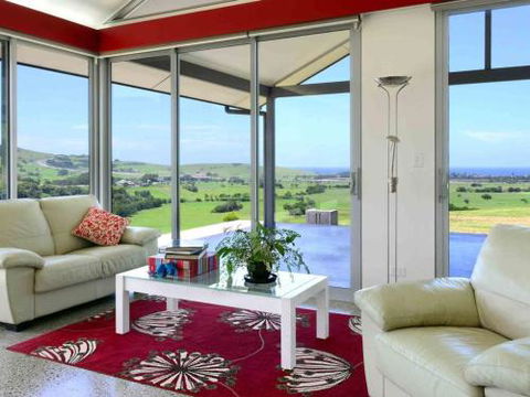 ROSE VALLEY Gerringong 4pm Check Out Sundays - Accommodation QLD 5