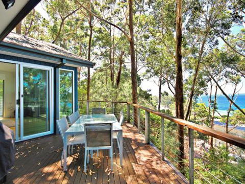 Aqua Pure At Hyams Beach 4pm Check Out Sundays - Accommodation QLD 5