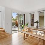 NORMANBY Coastal FREE WIFI & NETFLIX - Accommodation QLD 0