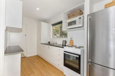 Rosella Cottage Waratah Bay - Accommodation QLD 3
