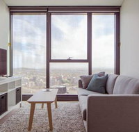 Spectacular City Views Pool  Free Parking - Accommodation QLD