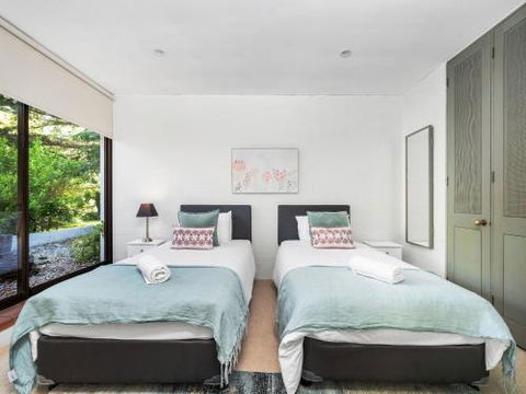 NORMANDIE PARK Exeter 4pm Check Out On Sundays - Accommodation QLD 4