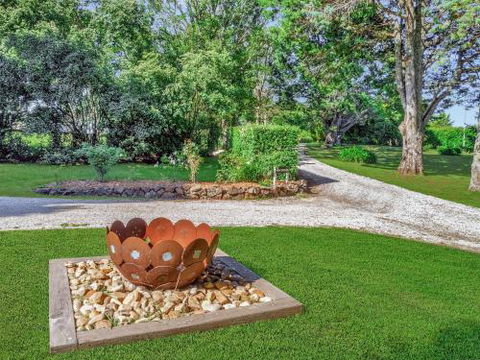 NORMANDIE PARK Exeter 4pm Check Out On Sundays - Accommodation QLD 6