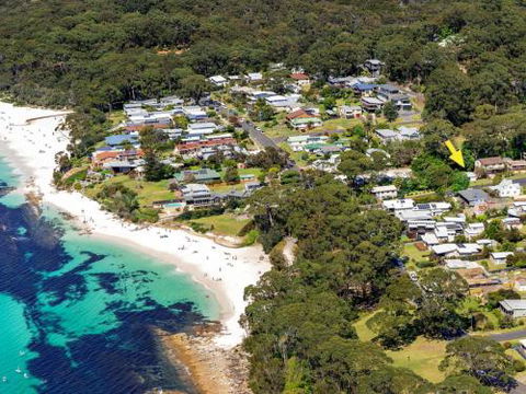 MOBYS At HYAMS Hyams Beach 4pm Check Out Sundays - Accommodation QLD 3