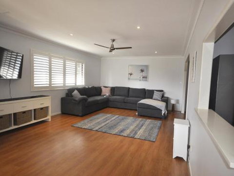 Island Time - Accommodation QLD 1
