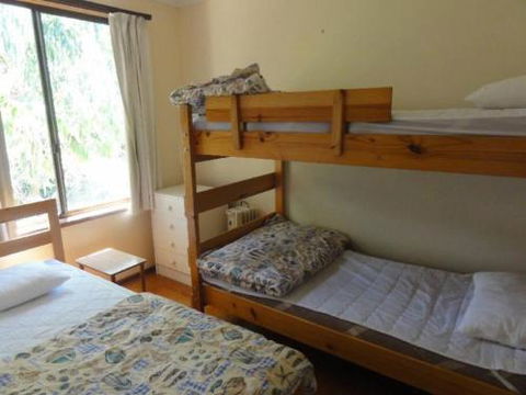 14 Tecoma Avenue Sandy Point - Accommodation QLD 5
