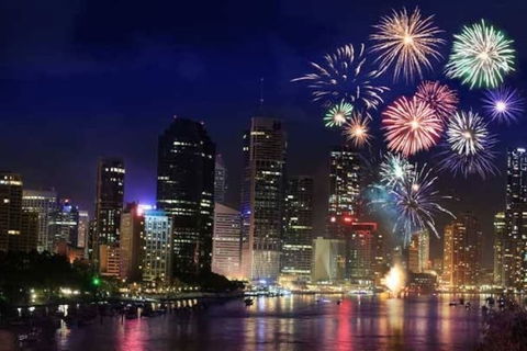 FV Iconic Designer APT, Parking, Near CBD Qfv147-14 - Accommodation QLD 0