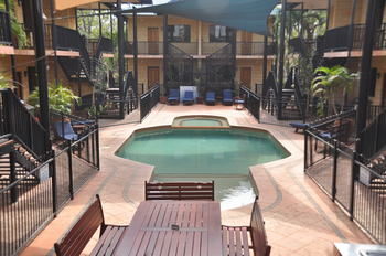 Apartments Located At Blue Seas Resort - Accommodation QLD 4