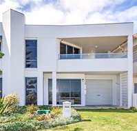 Silver Lining - Accommodation QLD