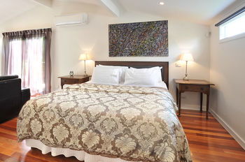 Araluen Lodge & Villas - Accommodation QLD 3