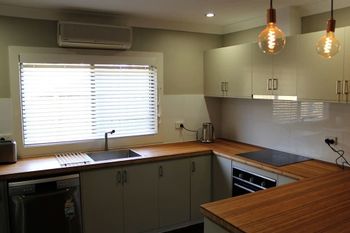 Tranquil 3 Bedroom Next To National Park - Accommodation QLD 4