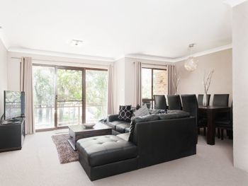 Nicholli Bay Parklands Unit 34 / 2 Gowrie Avenue - Accommodation QLD 0