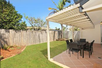 Oomoo 27a - Accommodation QLD 2