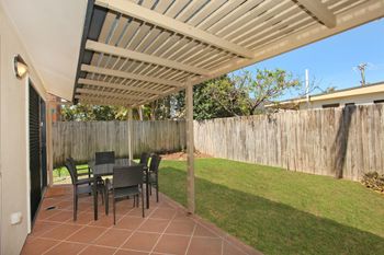 Oomoo 27a - Accommodation QLD 6