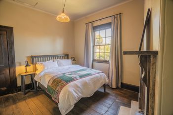 Hill End Historic Cottages - Accommodation QLD 3