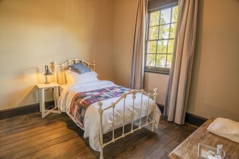 Hill End Historic Cottages - Accommodation QLD 4