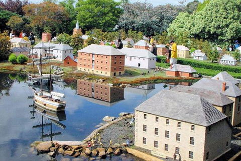 Essentially Hobart - Accommodation QLD 1