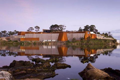 Essentially Hobart - Accommodation QLD 3
